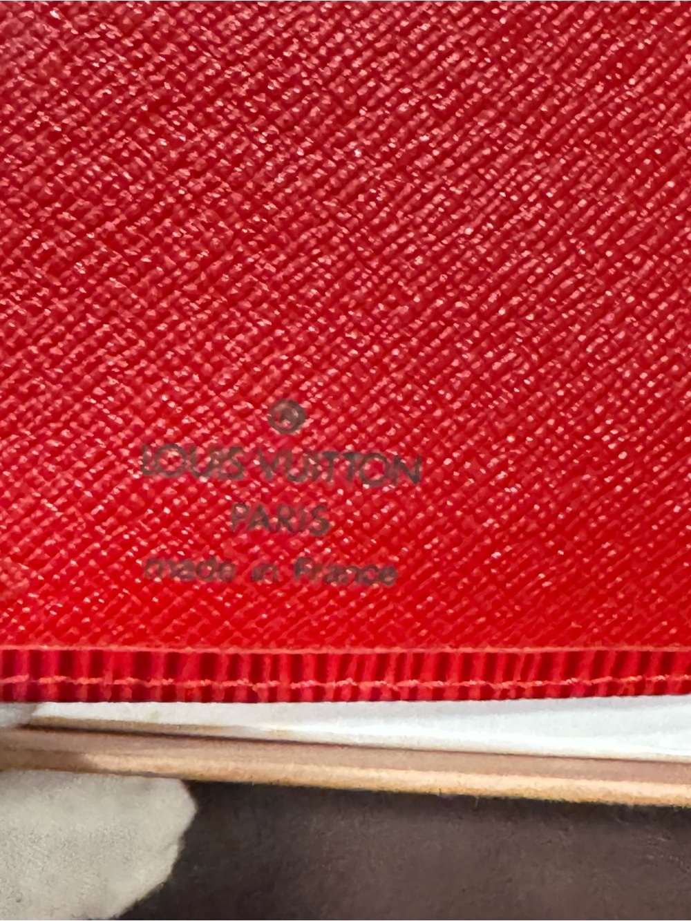 Vintage Louis Vuitton Red Epi Leather Continental Long Wallet w/ Kiss lock - Picture 4 of 13